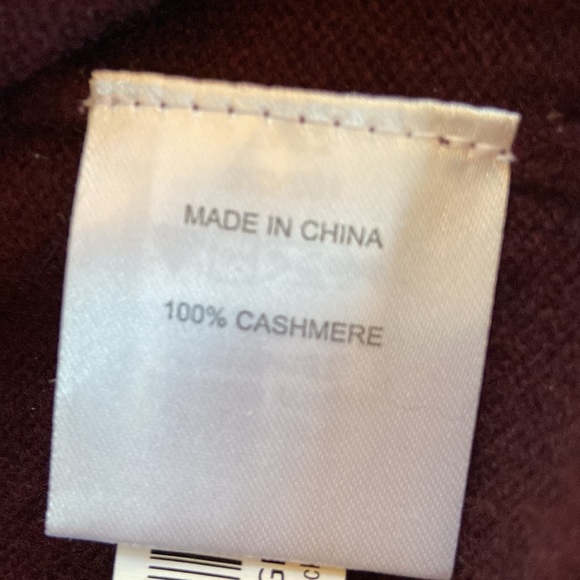 NWT Quince small burgundy 100% cashmere sweater  Ptp 18in length 23in - Picture 3 of 4